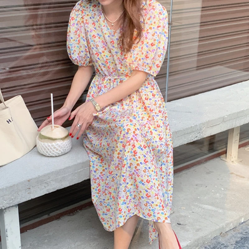 Puff Sleeve Floral V-neck Long A-line Dress Woman's Temperament Chiffon High Waist Dresses Woman Korea Fashion Folds Dress Women
Puff Sleeve Floral V-neck Long A-line Dress Woman's Temperament Chiffon High Waist Dresses Woman Korea Fashion Folds Dress Women