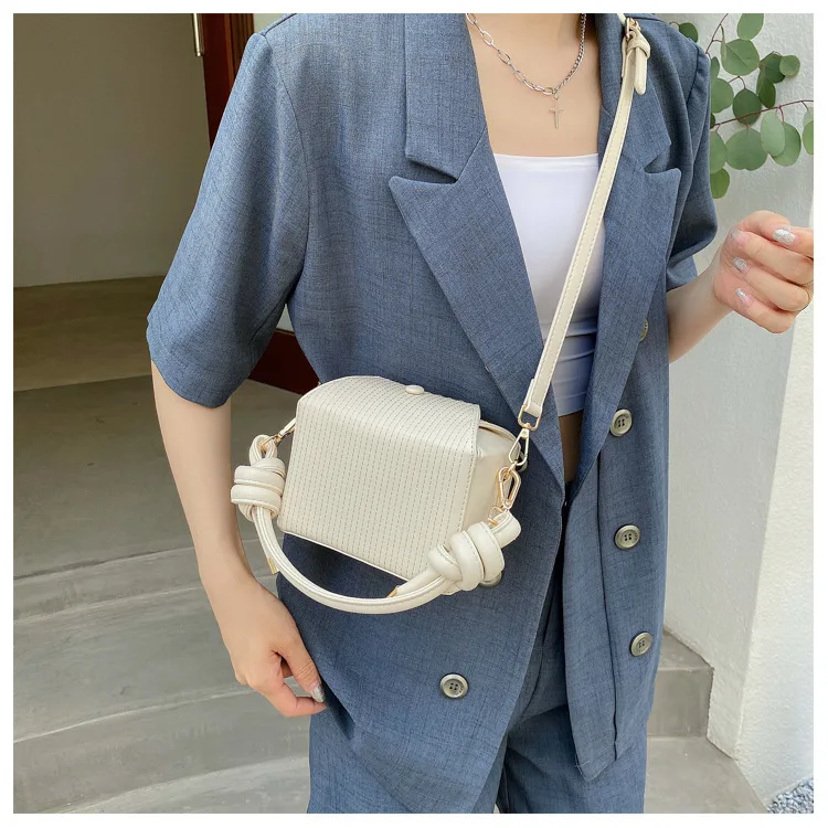 Brand Designer PU Leather Women's Handbag Retro Simple Crossbody Bag Small Square Tote
Brand Designer PU Leather Women's Handbag Retro Simple Crossbody Bag Small Square Tote