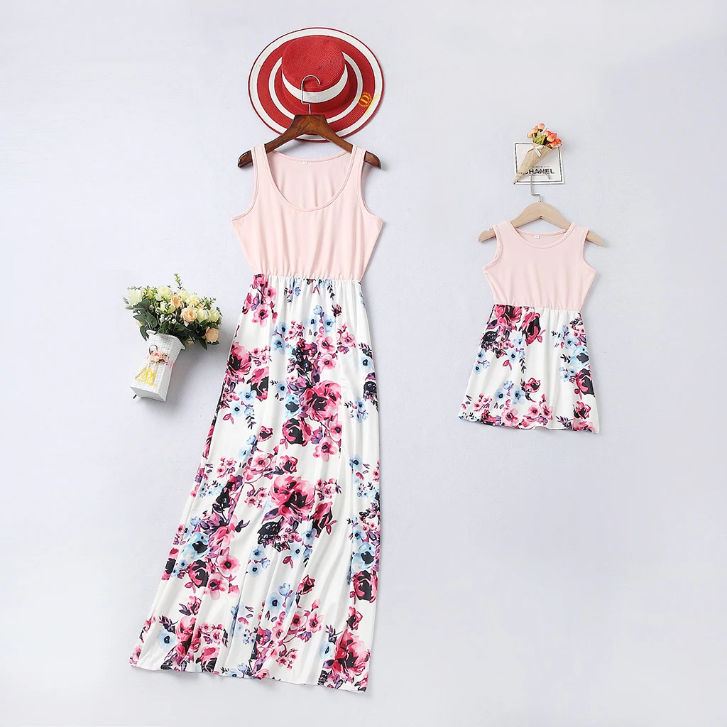 Mom and Daughter Dress Family Matching Clothes Floral Printed Sleeveless Long Dress for Mother Daughter Mommy and Me Clothes
Mom and Daughter Dress Family Matching Clothes Floral Printed Sleeveless Long Dress for Mother Daughter Mommy and Me Clothes