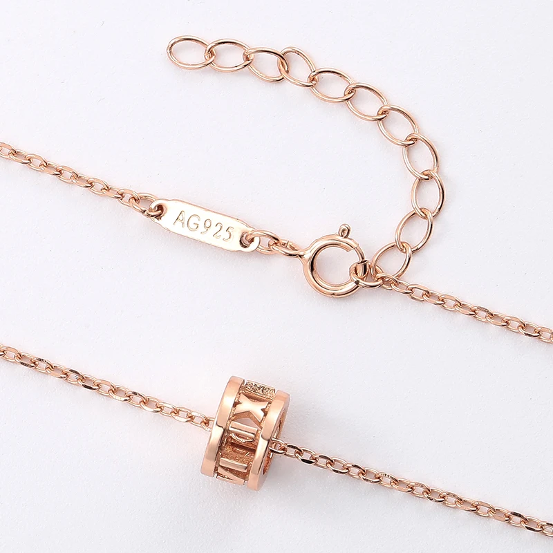 Korean version of the new Roman love digital holloout circular necklace simple pendant clavicle chain3
Korean version of the new Roman love digital holloout circular necklace simple pendant clavicle chain3