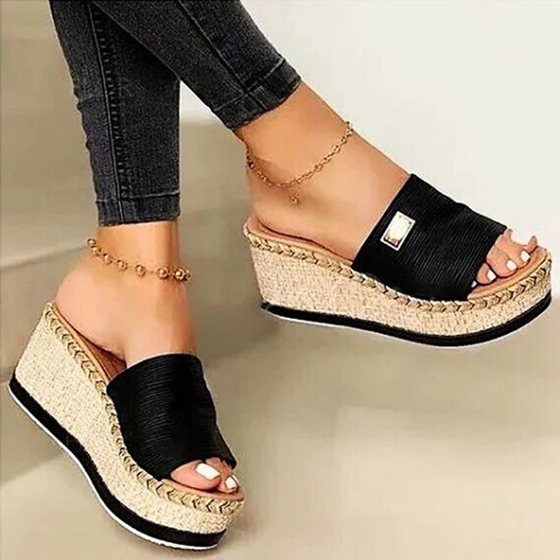Women's Wedge Sequins Slipper Summer High Heels Slippers Slanted Heel Sandals Fish Mouth Straw Thick Bottom Wedges Slippers
Women's Wedge Sequins Slipper Summer High Heels Slippers Slanted Heel Sandals Fish Mouth Straw Thick Bottom Wedges Slippers
