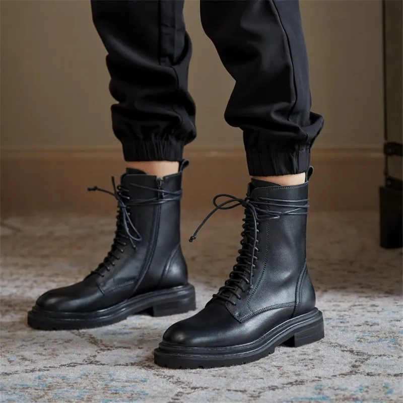 2020 Winter Women Boots Genuine Leather Boots with Side Zipper Round Toe Lace Up Chunky Heel Platform Shoes Item No.S47 
2020 Winter Women Boots Genuine Leather Boots with Side Zipper Round Toe Lace Up Chunky Heel Platform Shoes Item No.S47