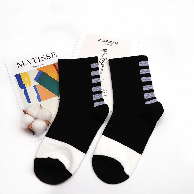 3 pairs High Quality Combed Cotton men socks Happy Couple socks women Middle Tube socks Size EUR36-44
3 pairs High Quality Combed Cotton men socks Happy Couple socks women Middle Tube socks Size EUR36-44