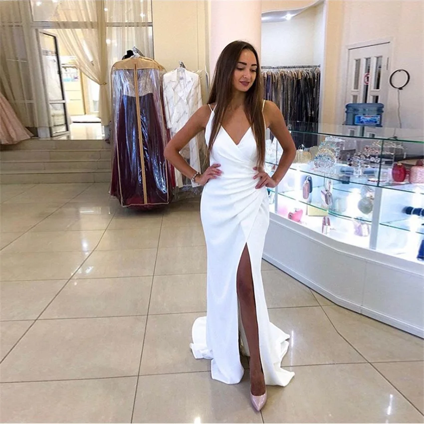 Simple V-neck Spaghetti Straps Wedding Dresses White Ivory High Slit Beach Vestido De Casamento Pleats Stretch Bridal Dresses
Simple V-neck Spaghetti Straps Wedding Dresses White Ivory High Slit Beach Vestido De Casamento Pleats Stretch Bridal Dresses
