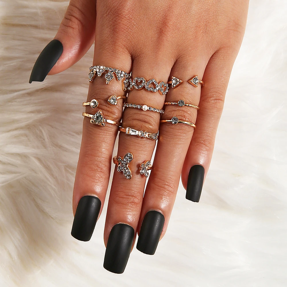 10 Pcs/set New Vintage Gold Crystal Rings Butterfly Moon Star Ring For Women Midi Finger Ring Set Wedding Fashion Jewelry Gifts
10 Pcs/set New Vintage Gold Crystal Rings Butterfly Moon Star Ring For Women Midi Finger Ring Set Wedding Fashion Jewelry Gifts