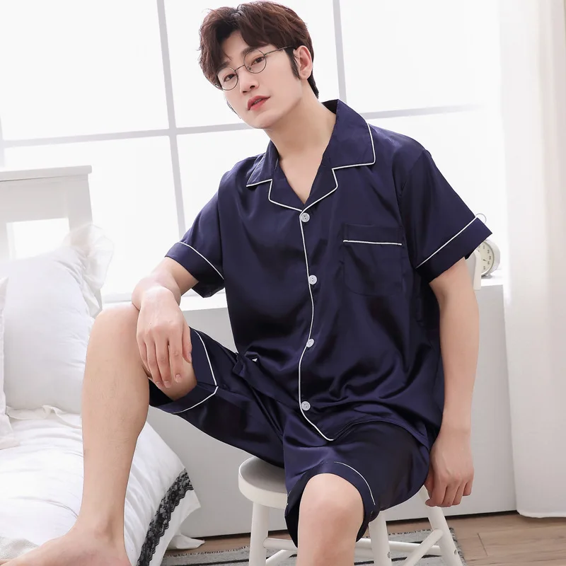 JULY'S SONG 2020 New Spring Summer Men Faux Silk Pajamas Set Simple Pure Color Leisure Nightwear Short Sleeves Sleepwear
JULY'S SONG 2020 New Spring Summer Men Faux Silk Pajamas Set Simple Pure Color Leisure Nightwear Short Sleeves Sleepwear