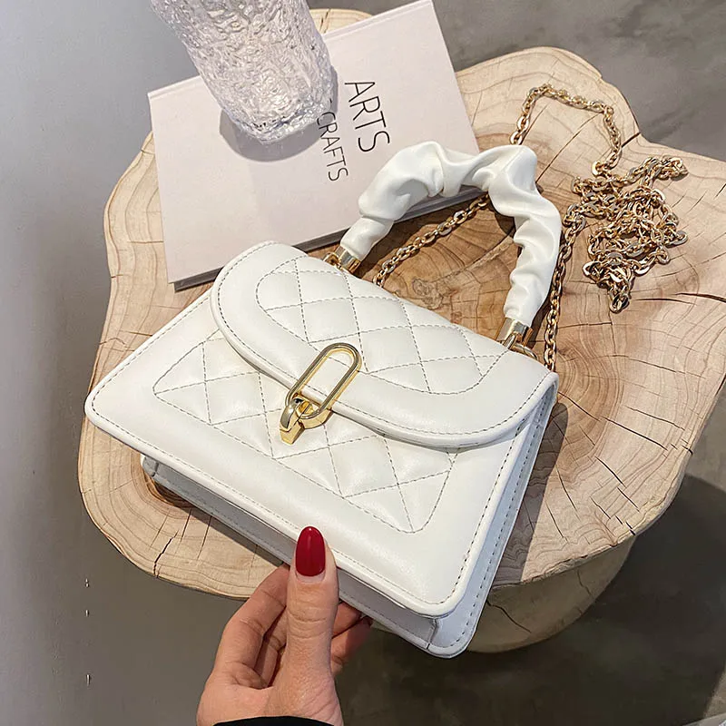 Mini PU Leather Branded Tote Crossbody Bags for Women 2021 Luxury Fashion Chain Travel Shoulder Handbags and Purses 
Mini PU Leather Branded Tote Crossbody Bags for Women 2021 Luxury Fashion Chain Travel Shoulder Handbags and Purses