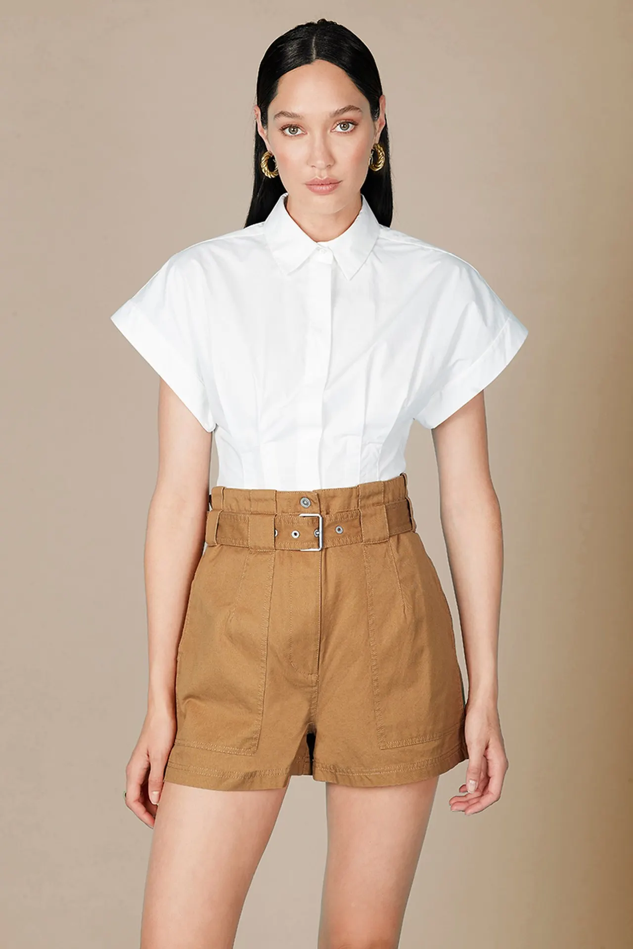 New Style White Design Sense Batwing Sleeve Shirt Women's Spring and Summer Tight Waist Slim Lapel Short Sleeve Shirt 2021
New Style White Design Sense Batwing Sleeve Shirt Women's Spring and Summer Tight Waist Slim Lapel Short Sleeve Shirt 2021