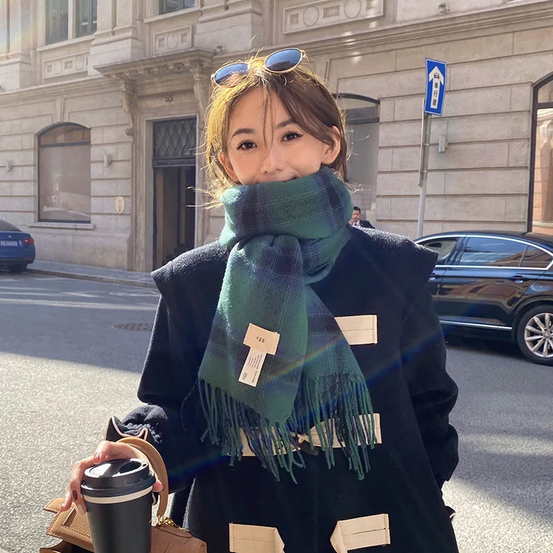 Imitation Cashmere Scarf Women 2021 Autumn and Winter New Plaid Mid-length Fringed Shawl Fashionable Street Warm Scarf Other
Imitation Cashmere Scarf Women 2021 Autumn and Winter New Plaid Mid-length Fringed Shawl Fashionable Street Warm Scarf Other