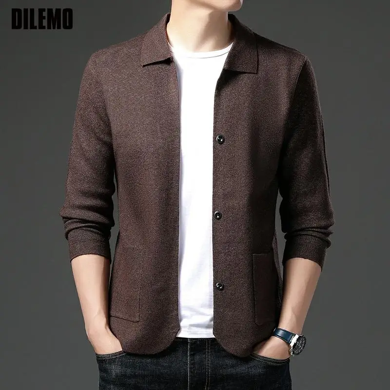 Top Quality New Brand Fashion Lapel Slim Fit Knit Cardigan Men Japanese Sweater Casual Coats Jacket Autum Mens Clothes 2021
Top Quality New Brand Fashion Lapel Slim Fit Knit Cardigan Men Japanese Sweater Casual Coats Jacket Autum Mens Clothes 2021