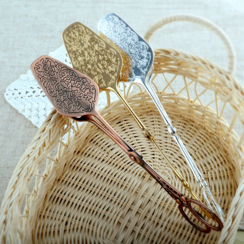 1PCS Traditional Engraved Food Tongs for Bread Cake kitchen tools accessories Kitchen Gadgets Scissors Zinc-Alloy Chrome Plating
1PCS Traditional Engraved Food Tongs for Bread Cake kitchen tools accessories Kitchen Gadgets Scissors Zinc-Alloy Chrome Plating