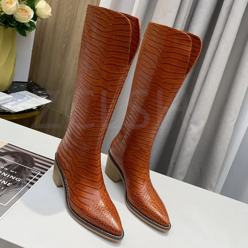Brand New Pointed High Comfortable Back Zipper Boots Western Cowboy Rider Boots Sexy Domineering Women British Style Short Boots
Brand New Pointed High Comfortable Back Zipper Boots Western Cowboy Rider Boots Sexy Domineering Women British Style Short Boots