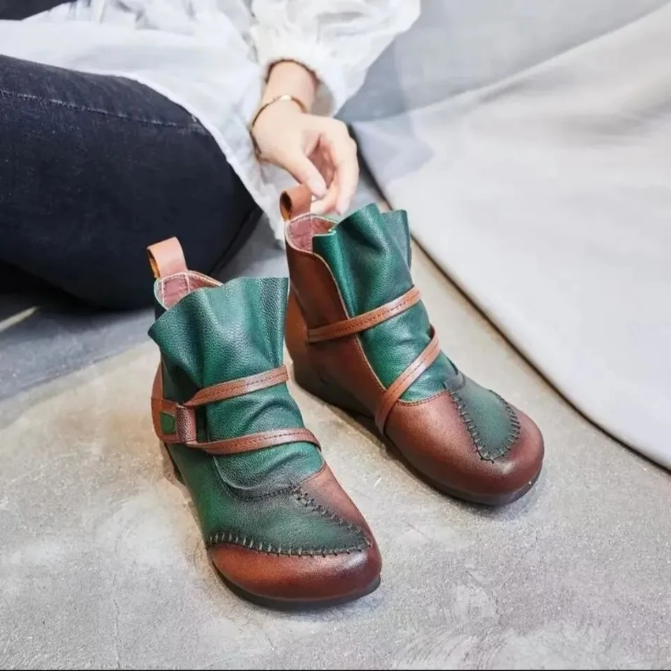 Vintage Women PU Leather Flats Booties Color Matching Fashion Ladies Round Toe Boots Winter Thicken Plush Females Ankle Boots
Vintage Women PU Leather Flats Booties Color Matching Fashion Ladies Round Toe Boots Winter Thicken Plush Females Ankle Boots
