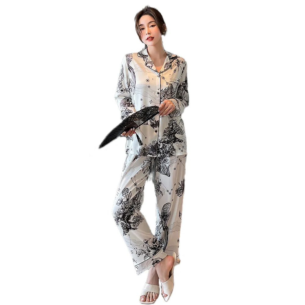 White Chinese Style Lover Pajamas Set Print Flower Tree Women Sleepwear 2 PCS Shirt&Pant Plus Size Faux Silk Pijamas Home Suit
White Chinese Style Lover Pajamas Set Print Flower Tree Women Sleepwear 2 PCS Shirt&Pant Plus Size Faux Silk Pijamas Home Suit