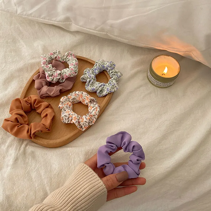 2pcs/lot Stripes Flower Print Elastic Scrunchies New Hot Ponytail Holder Headwear Hair Rope Tie Fashion For Women Girls
2pcs/lot Stripes Flower Print Elastic Scrunchies New Hot Ponytail Holder Headwear Hair Rope Tie Fashion For Women Girls
