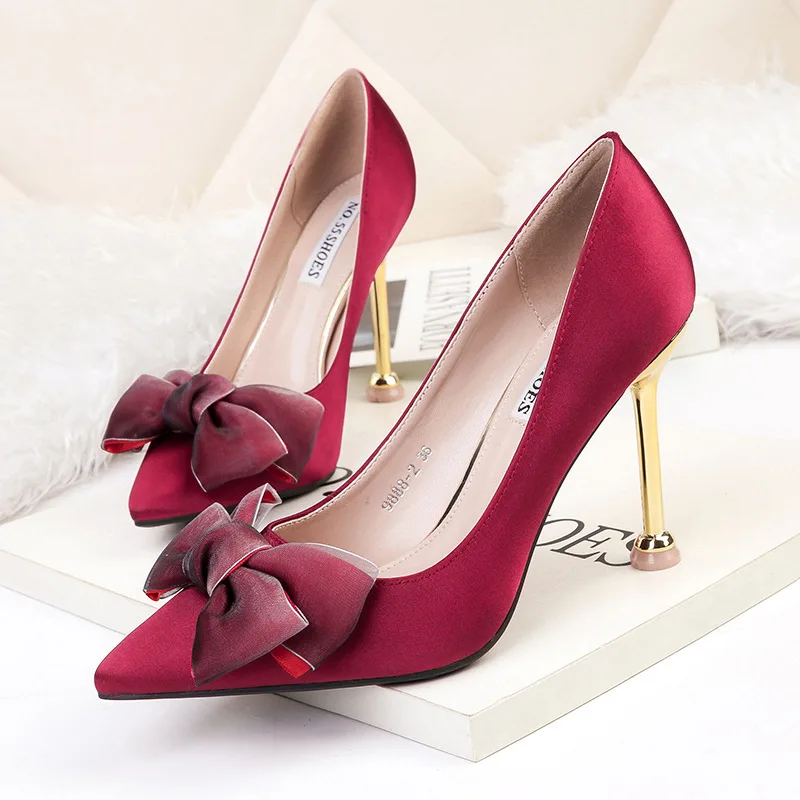 Pumps Women Shoes Butterfly-knot Wedding Shoes Bride Elegant Shoes Fetish High Heels Tacones Altos Mujer Pointed Toe High Heels
Pumps Women Shoes Butterfly-knot Wedding Shoes Bride Elegant Shoes Fetish High Heels Tacones Altos Mujer Pointed Toe High Heels