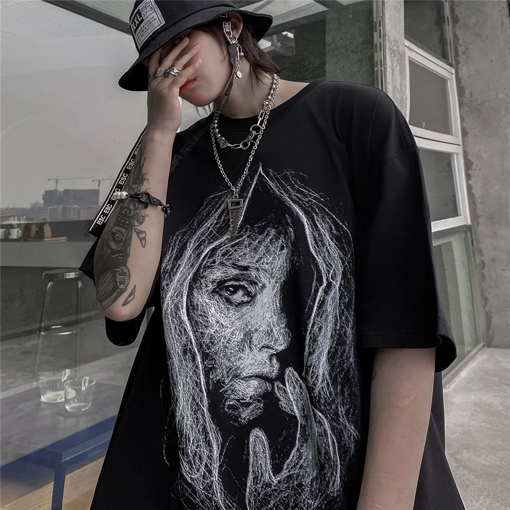 LINDSEY SEADER Men's Hip Hop Oversize Tshirts Ragged Girl Print Harajuku T Shirts Streetwear Short Sleeve Casual Cotton Tops Tee
LINDSEY SEADER Men's Hip Hop Oversize Tshirts Ragged Girl Print Harajuku T Shirts Streetwear Short Sleeve Casual Cotton Tops Tee