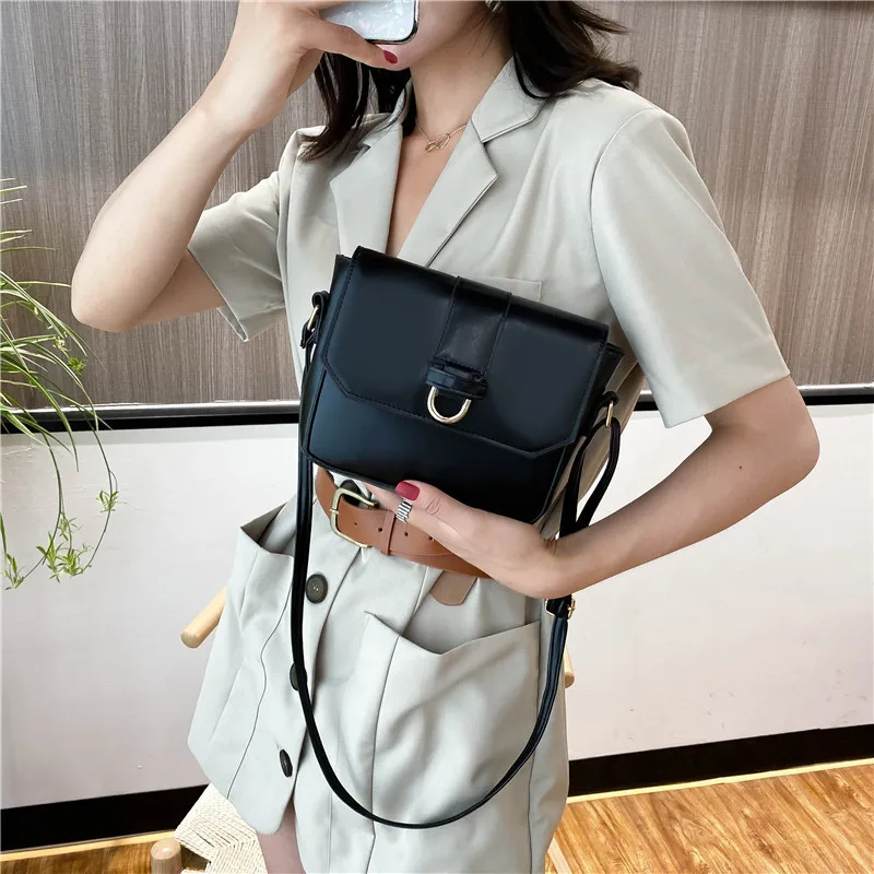 European and American Women's Artificial Pu Crossbody Shoulder Bag 2021 New Small Square Bag Korean Version Crossbody Female Bag
European and American Women's Artificial Pu Crossbody Shoulder Bag 2021 New Small Square Bag Korean Version Crossbody Female Bag