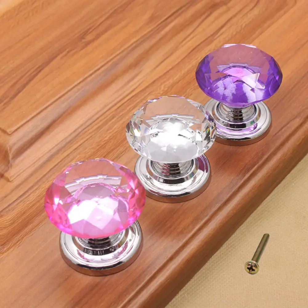 Faux Crystal Door Pull Diamond Shape Single Hole 40mm Zinc Alloy Furniture Pull Handle with Screw for Doors Cabinets Dressers
Faux Crystal Door Pull Diamond Shape Single Hole 40mm Zinc Alloy Furniture Pull Handle with Screw for Doors Cabinets Dressers