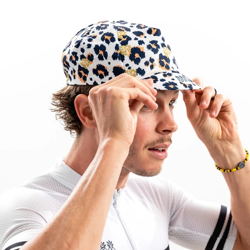 Tres Pinas Cycling cap spandex quick-drying fabric made of sweat-absorbing, breathable and sunshade
Tres Pinas Cycling cap spandex quick-drying fabric made of sweat-absorbing, breathable and sunshade