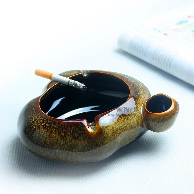 Fashion Chinese ashtray large creative personalized gift ceramic ashtray European retro home
Fashion Chinese ashtray large creative personalized gift ceramic ashtray European retro home