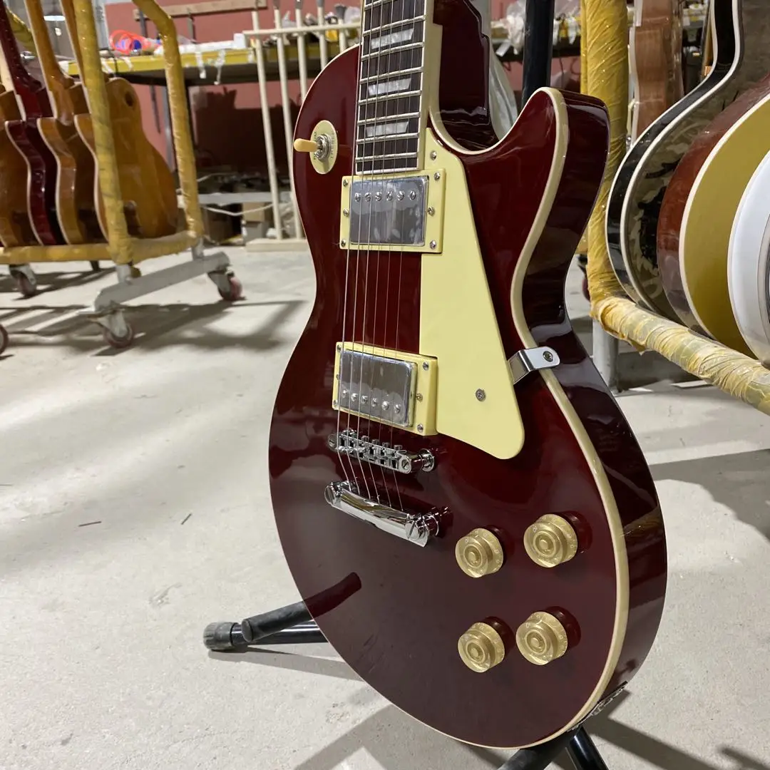High Quality Standard Electric Guitar Chrome Hardware Mahogany Body Free Shipping
High Quality Standard Electric Guitar Chrome Hardware Mahogany Body Free Shipping