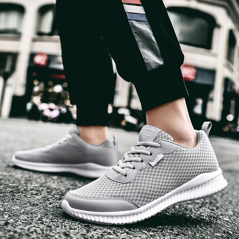 Net shoes breathable sports shoes men's casual all-match travel running shoes large size 39-48 men's shoes 2021 summer 
Net shoes breathable sports shoes men's casual all-match travel running shoes large size 39-48 men's shoes 2021 summer