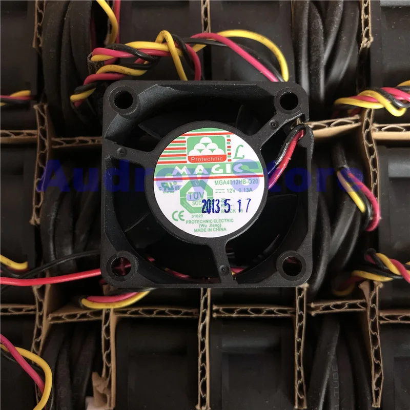Новый оригинальный двухпроводный охлаждающий вентилятор Yongli MGA4012HB-O20 12V 0.13A 4020 4 см
Новый оригинальный двухпроводный охлаждающий вентилятор Yongli MGA4012HB-O20 12V 0.13A 4020 4 см