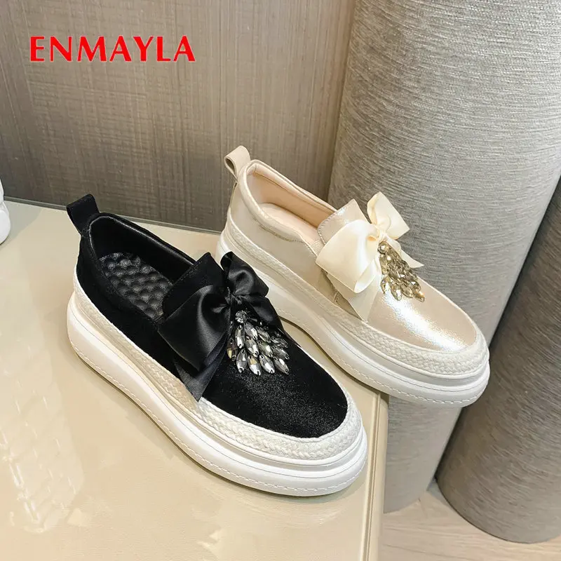 ENMAYLA 2020 Wedding Shoes Kid Suede Round Toe Slip-On High Heel Sweet Casual Women Shoes String Bead Wedges High Heel Pumps
ENMAYLA 2020 Wedding Shoes Kid Suede Round Toe Slip-On High Heel Sweet Casual Women Shoes String Bead Wedges High Heel Pumps