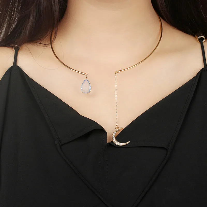 Simple Necklace for Women Diamonds Moon Pendant Short Necklacens Jewelry Wholesale
Simple Necklace for Women Diamonds Moon Pendant Short Necklacens Jewelry Wholesale