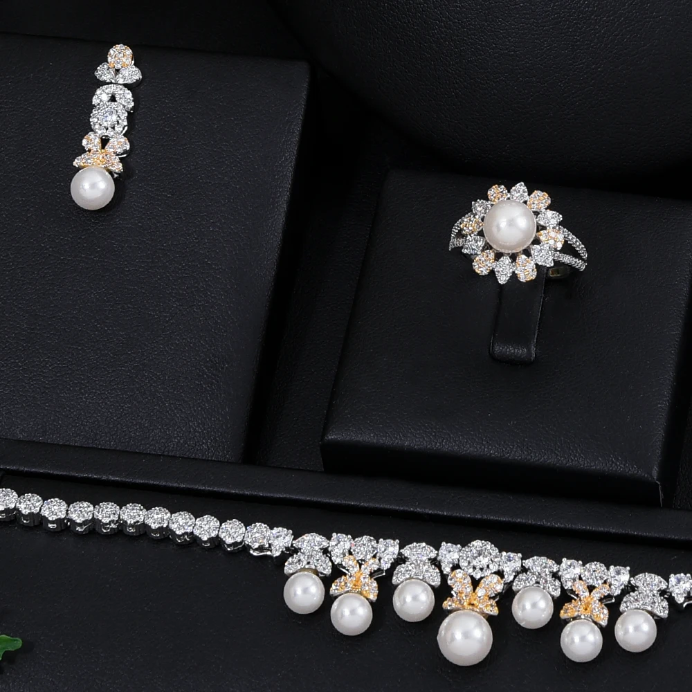 Trendy 4 PCS Shiny Luxury Pearls Princess Bangle Earrings Necklace Ring Jewelry Set for women Girl Brides Wedding Jewellery 
Trendy 4 PCS Shiny Luxury Pearls Princess Bangle Earrings Necklace Ring Jewelry Set for women Girl Brides Wedding Jewellery