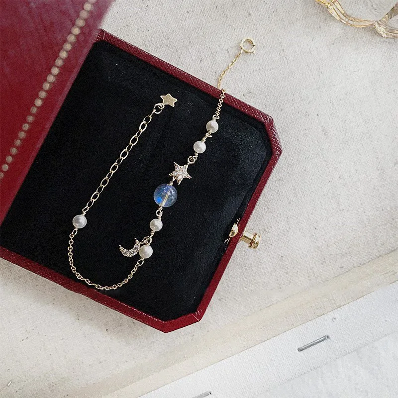 JINAO 2021 925 Silver Pearl Star and Moon High Quality Personality Iced Out AAA+ CZ Bracelet for women Women Jewelry For Gift
JINAO 2021 925 Silver Pearl Star and Moon High Quality Personality Iced Out AAA+ CZ Bracelet for women Women Jewelry For Gift