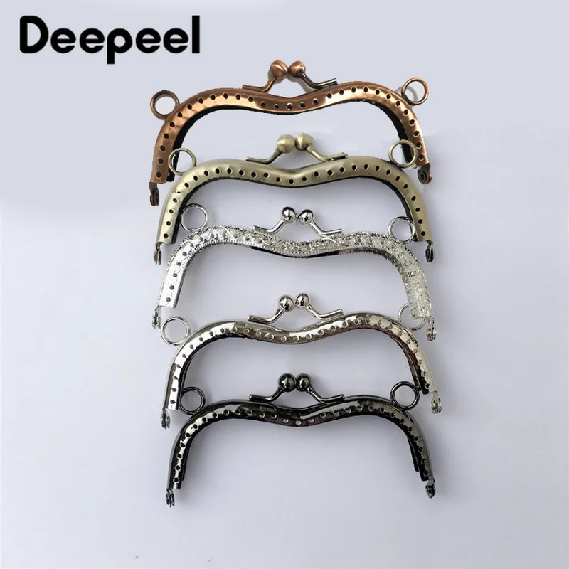 5/10Pcs 11cm M-shaped Embossed Bag Handles Kiss Clasp Handbag Purse Frames Metal Brackets Handle Hardware Sewing Accessory
5/10Pcs 11cm M-shaped Embossed Bag Handles Kiss Clasp Handbag Purse Frames Metal Brackets Handle Hardware Sewing Accessory