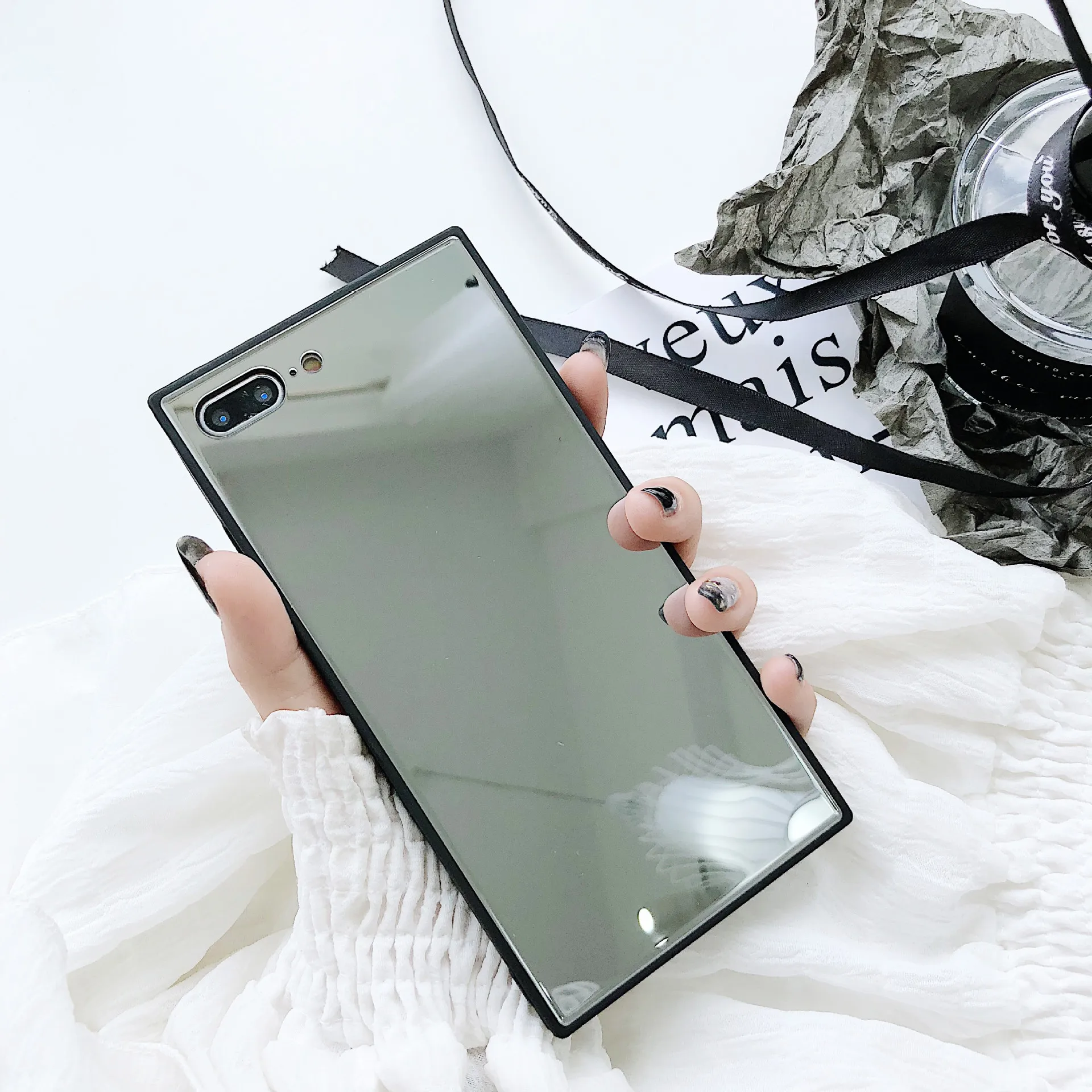 Suitable for Apple 7 8Plus Mirror Phone Case Simple Iphone11/12pro Square Protective Cover Mirror Glass Cover Tide Women
Suitable for Apple 7 8Plus Mirror Phone Case Simple Iphone11/12pro Square Protective Cover Mirror Glass Cover Tide Women