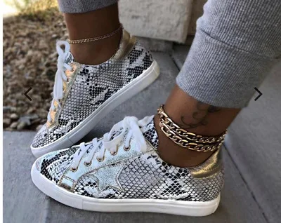 PU Autumn winter serpentine and women's shoes flat-soled sports shoes small white shoes sneak 2021 Walking shoes
PU Autumn winter serpentine and women's shoes flat-soled sports shoes small white shoes sneak 2021 Walking shoes