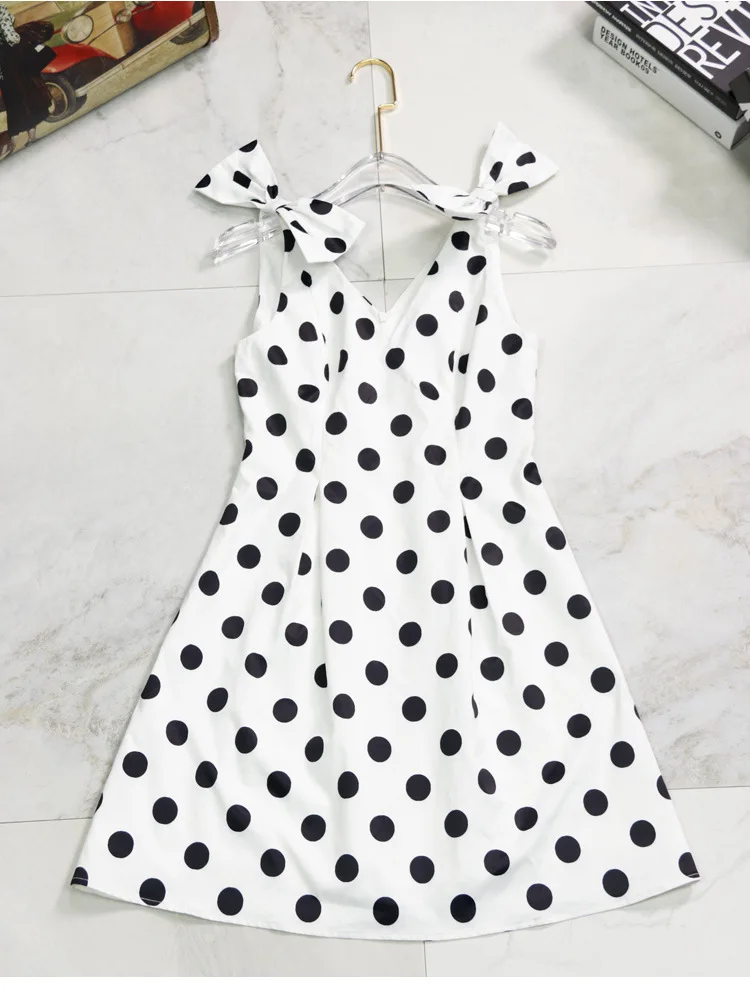 New women's fashion show in summer of 2020
New women's fashion show in summer of 2020