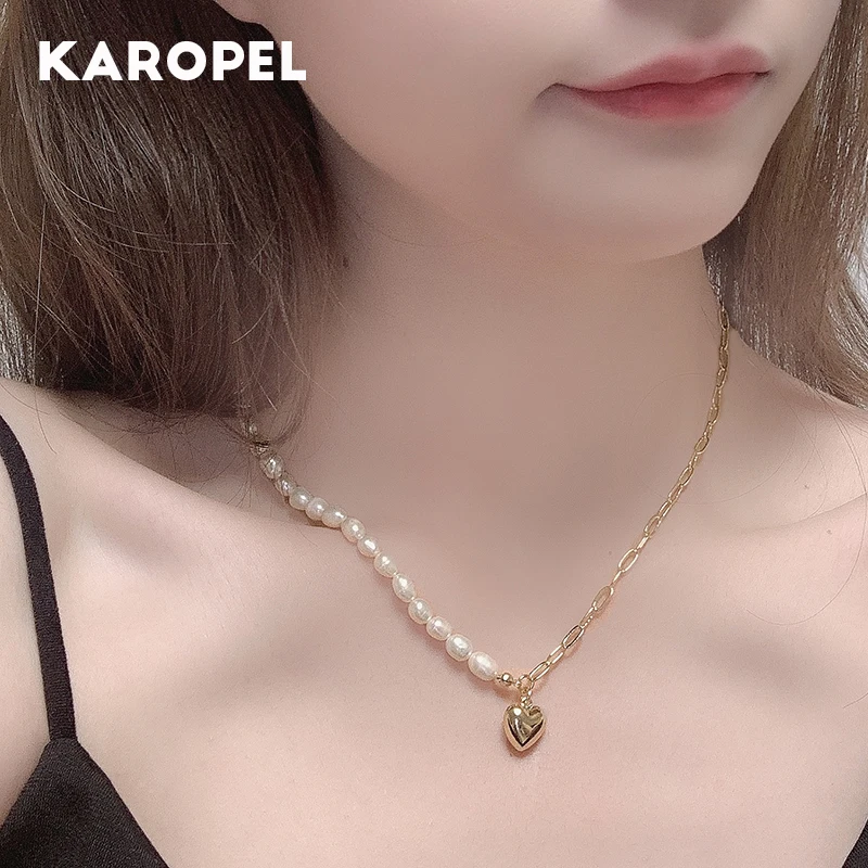 Женское ожерелье с подвеской в вечерние сердца
Женское ожерелье с подвеской в вечерние сердца