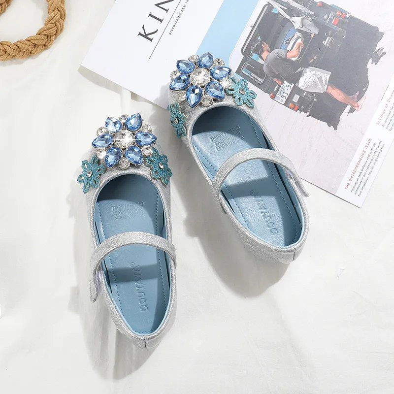 2021 Spring New Soft Bottom Western Girls Princess Shoes Crystal Diamond Aisha Kid Children's Fashion Leather Shoes GS14
2021 Spring New Soft Bottom Western Girls Princess Shoes Crystal Diamond Aisha Kid Children's Fashion Leather Shoes GS14