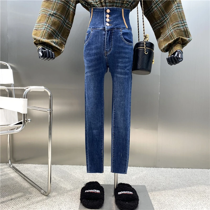 New 2021Patchwork Four Button Super High Waist Tight Leggings Version Super Slim Closed Waist Hip Lift Pencil Denim Capris Pants
New 2021Patchwork Four Button Super High Waist Tight Leggings Version Super Slim Closed Waist Hip Lift Pencil Denim Capris Pants