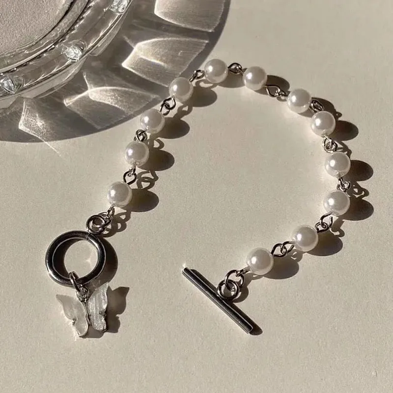 Fashion Silver Color Chain Bracelet Cute Butterfly Pendant for Women Bohemian Pearl Bracelet Bangles 2021 Trend Jewelry
Fashion Silver Color Chain Bracelet Cute Butterfly Pendant for Women Bohemian Pearl Bracelet Bangles 2021 Trend Jewelry