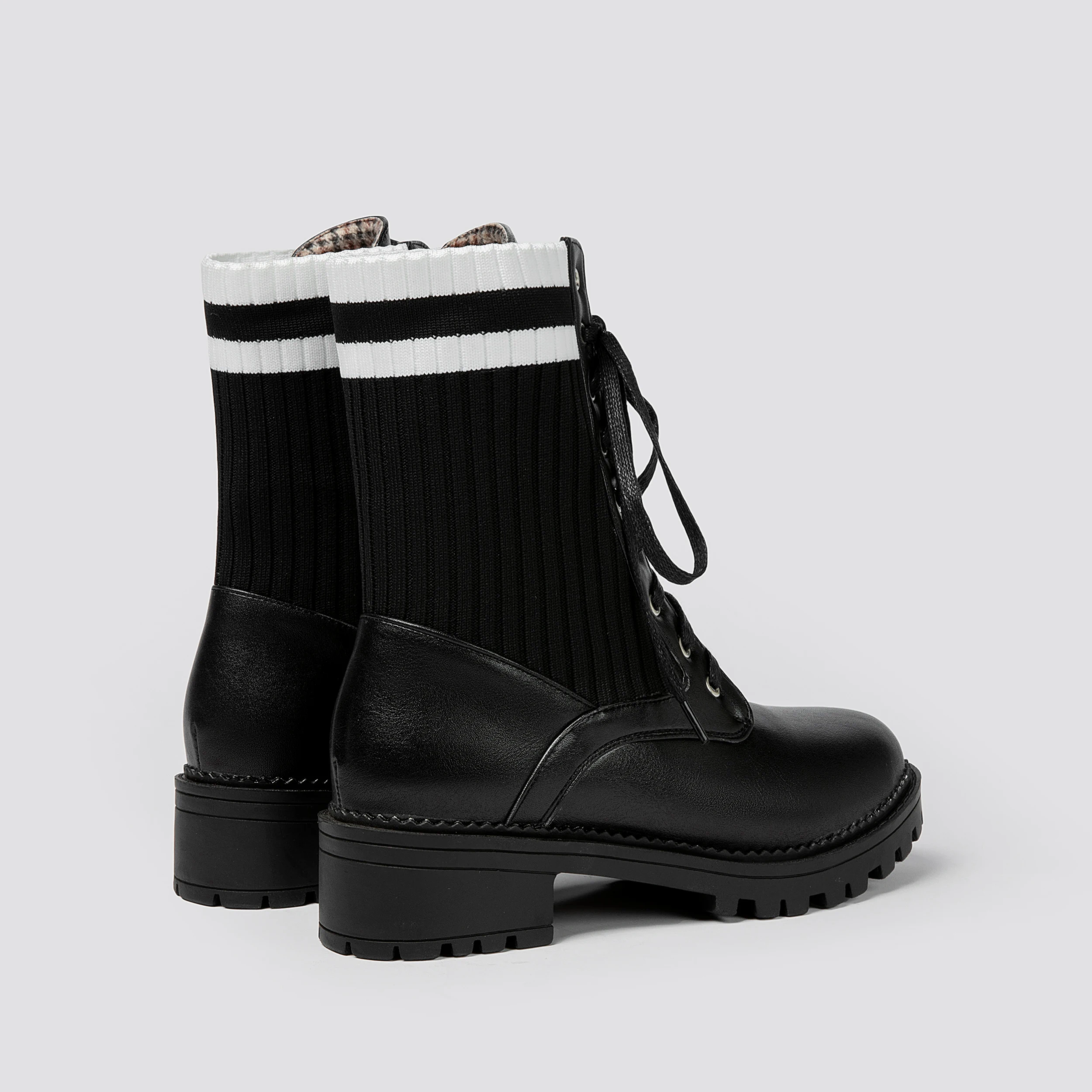 Kickway lace up ankle boots for women ladies knitting boots black autumn boots women round toe med heels botas large sizes 34-43
Kickway lace up ankle boots for women ladies knitting boots black autumn boots women round toe med heels botas large sizes 34-43