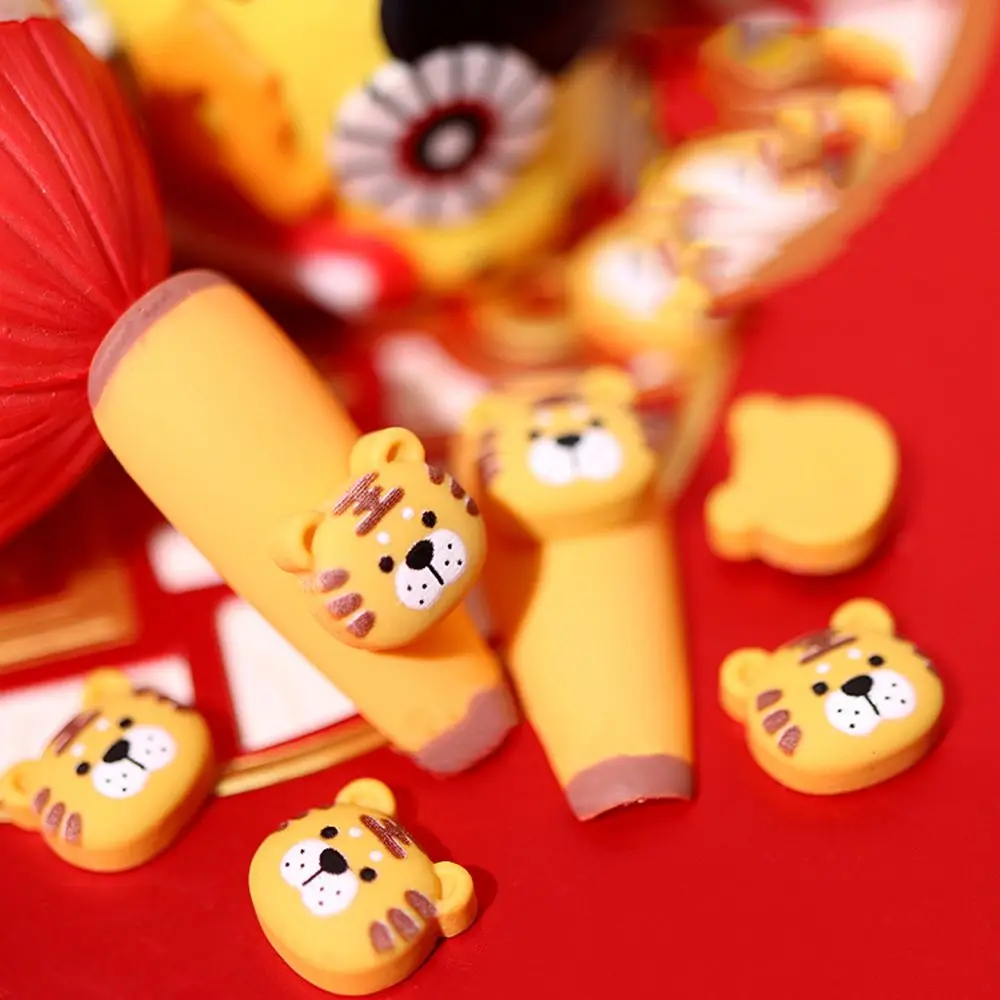 Tiger Year Nail Art Jewelry New Year Cartoon Animal Nail Decorations Cute Three-dimensional Little Tiger Nail Art Resin
Tiger Year Nail Art Jewelry New Year Cartoon Animal Nail Decorations Cute Three-dimensional Little Tiger Nail Art Resin