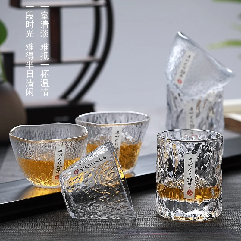 Whiskey Glass Hand-made Japanese Hammered Foreign Wine Glass Home Creative Beer Glass Crystal Glass Cup Wine Glasses Coffee Cup
Whiskey Glass Hand-made Japanese Hammered Foreign Wine Glass Home Creative Beer Glass Crystal Glass Cup Wine Glasses Coffee Cup