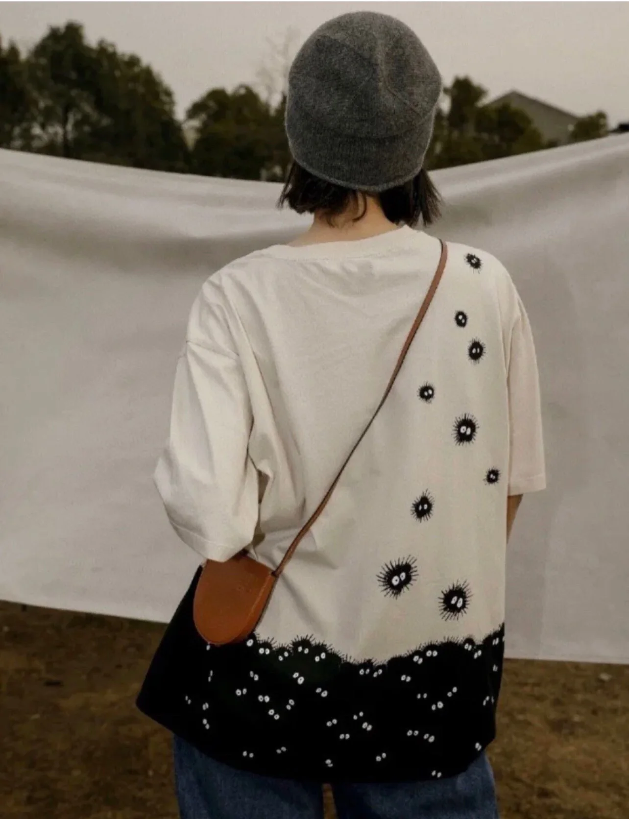 2021 Women's New Summer High Quality Cotton Embroidered Print Diamond Totoro Coal Quartz Short Sleeve T-Shirt
2021 Women's New Summer High Quality Cotton Embroidered Print Diamond Totoro Coal Quartz Short Sleeve T-Shirt
