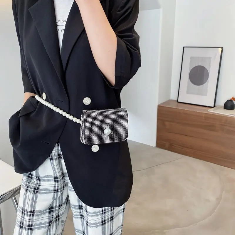 Fashionable Leather Shoulder Crossbody Bags for Women 2021 New Beaded Shoulder Strap Luxury Designer Small Square Bag Sac Epaule
Fashionable Leather Shoulder Crossbody Bags for Women 2021 New Beaded Shoulder Strap Luxury Designer Small Square Bag Sac Epaule