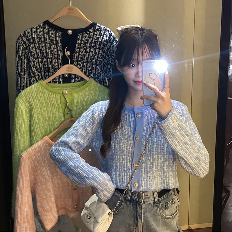 2021 New Women's Cardigan Spring Temperament Thin Fashion Retro Short Loose Knit Long Sleeve Jacket Female Student
2021 New Women's Cardigan Spring Temperament Thin Fashion Retro Short Loose Knit Long Sleeve Jacket Female Student