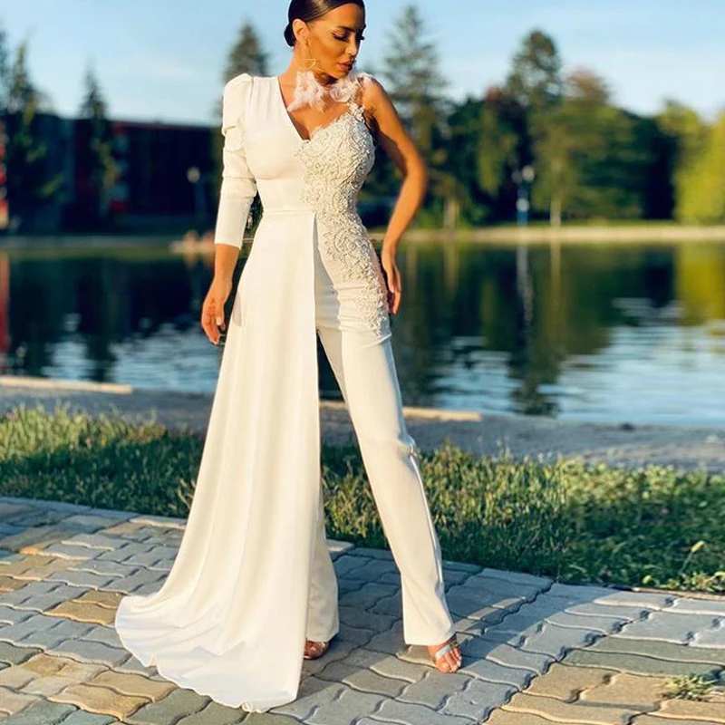 Customized Jumpsuits wedding dress new lace applique long sleeve vestidos de novia sexy bridal gown Bridal Gowns With Pantsuits
Customized Jumpsuits wedding dress new lace applique long sleeve vestidos de novia sexy bridal gown Bridal Gowns With Pantsuits