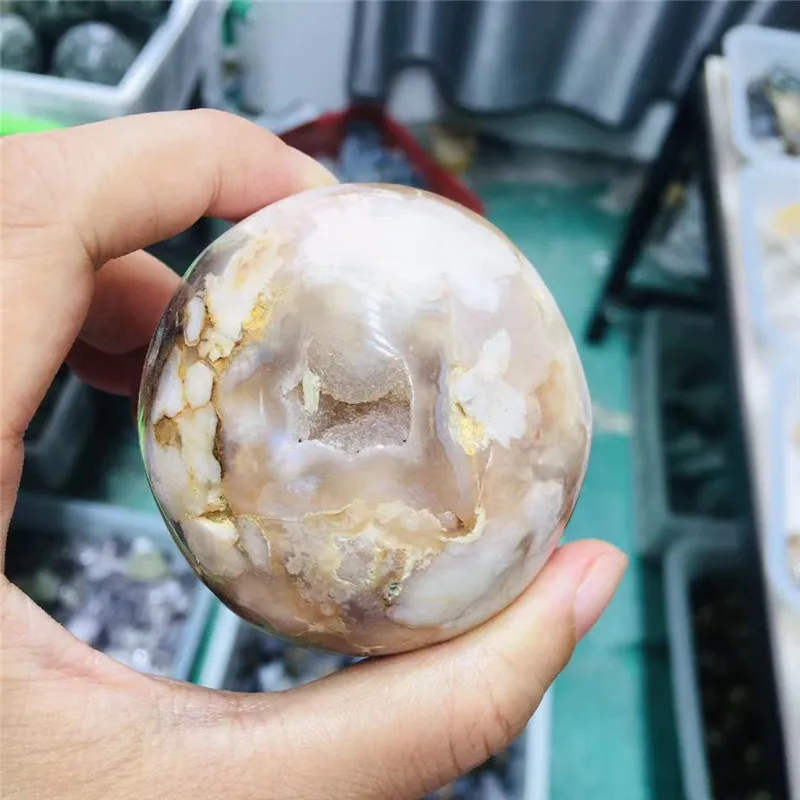 Crystal Ball Healing Stones Cherry Agate Sphere Natural Gemstones For Home Decor
Crystal Ball Healing Stones Cherry Agate Sphere Natural Gemstones For Home Decor