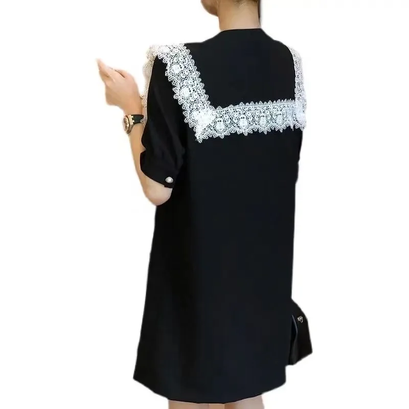 Black Loose Polo-neck French Lace Dress 2021 Summrt New Women Pearl Double-breasted Short Sleeve Sweet Fashion Design Dress
Black Loose Polo-neck French Lace Dress 2021 Summrt New Women Pearl Double-breasted Short Sleeve Sweet Fashion Design Dress