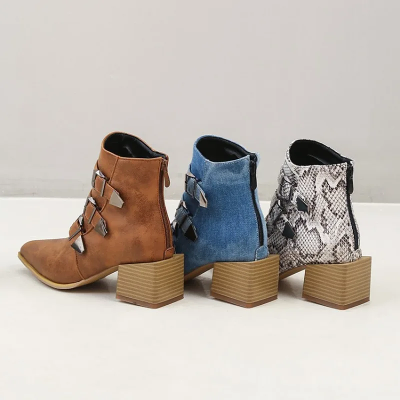 Autumn Winter New Ankle Boots For Women Shoes Chunky Heel Ankle Boots Lasdies Fashion Woman PU Leather Retro Female Boots
Autumn Winter New Ankle Boots For Women Shoes Chunky Heel Ankle Boots Lasdies Fashion Woman PU Leather Retro Female Boots